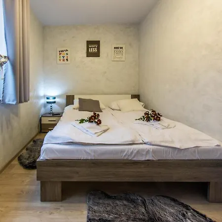 Izerskie - Ul. Cicha 13d-e Apart Otel 3*