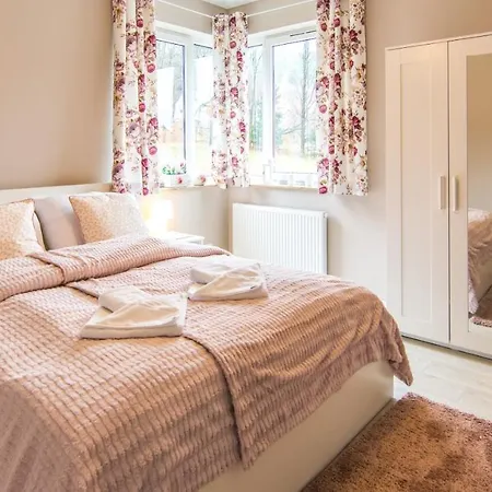 Izerskie - Ul. Cicha 13d-e Apart Otel 3*