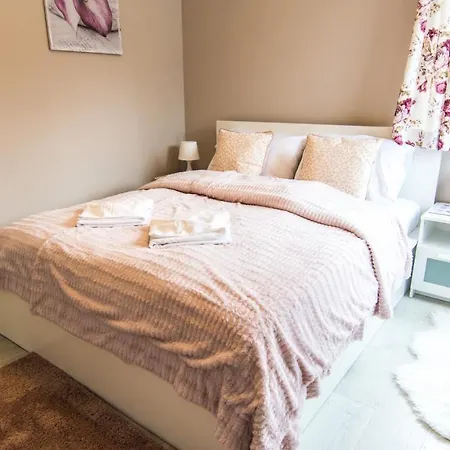 Izerskie - Ul. Cicha 13d-e 3*