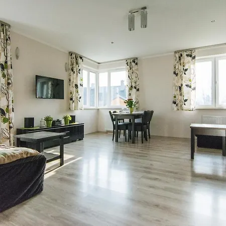 Izerskie - Ul. Cicha 13d-e Apart Otel Świeradów-Zdrój