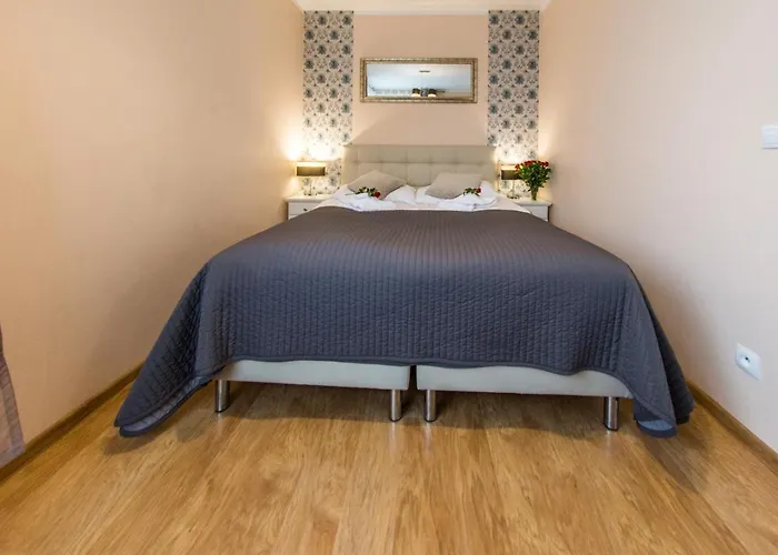 Izerskie - Ul. Cicha 13d-e 3*