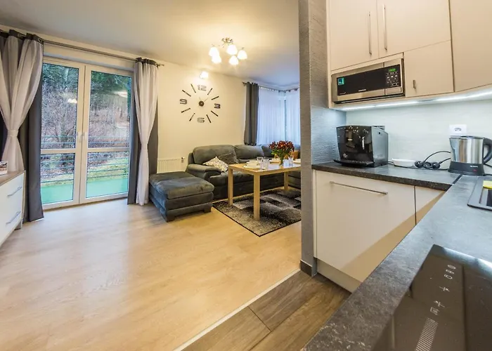 Aparthotel Izerskie - Ul. Cicha 13d-e Swieradow-Zdroj