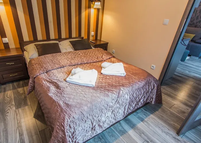 Izerskie - Ul. Cicha 13d-e 3* Swieradow-Zdroj