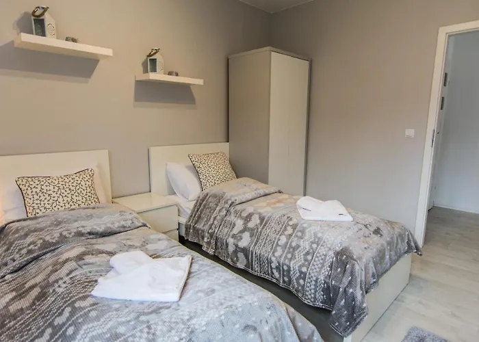 Apart Otel Izerskie - Ul. Cicha 13d-e