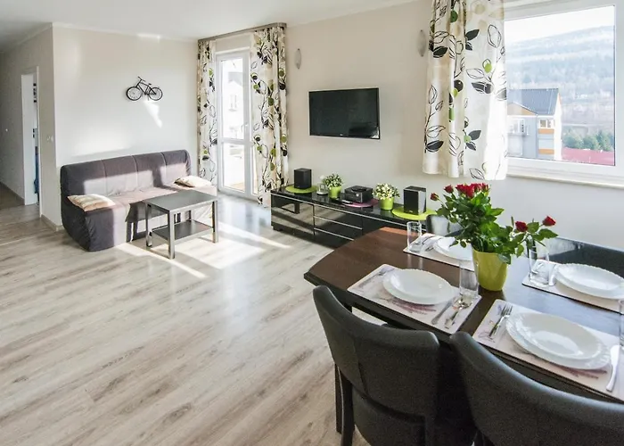 Apart Otel Izerskie - Ul. Cicha 13d-e Świeradów-Zdrój