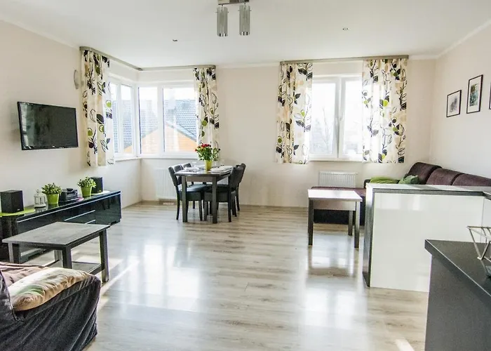 Apart Otel Izerskie - Ul. Cicha 13d-e 3*