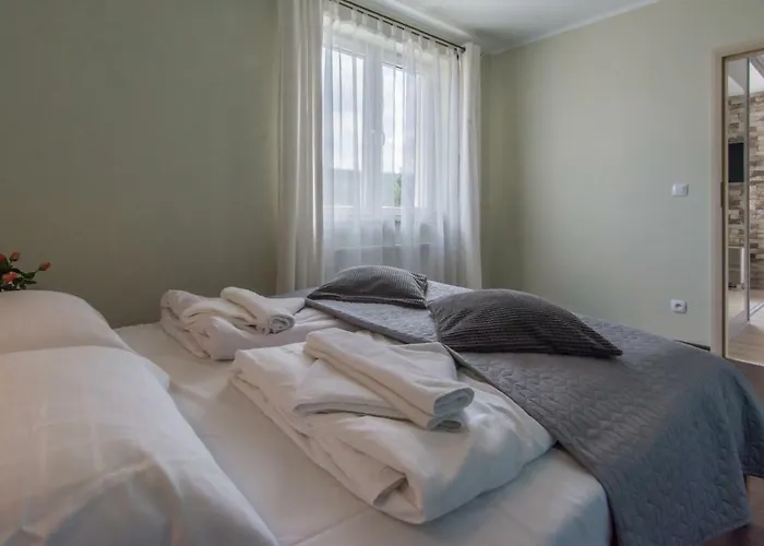 Izerskie - Ul. Cicha 13d-e 3* Swieradow-Zdroj