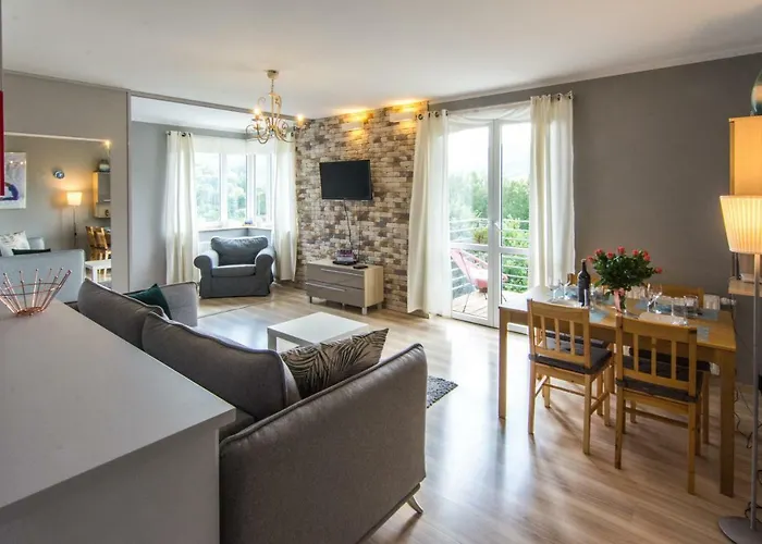 Izerskie - Ul. Cicha 13d-e 3* Swieradow-Zdroj